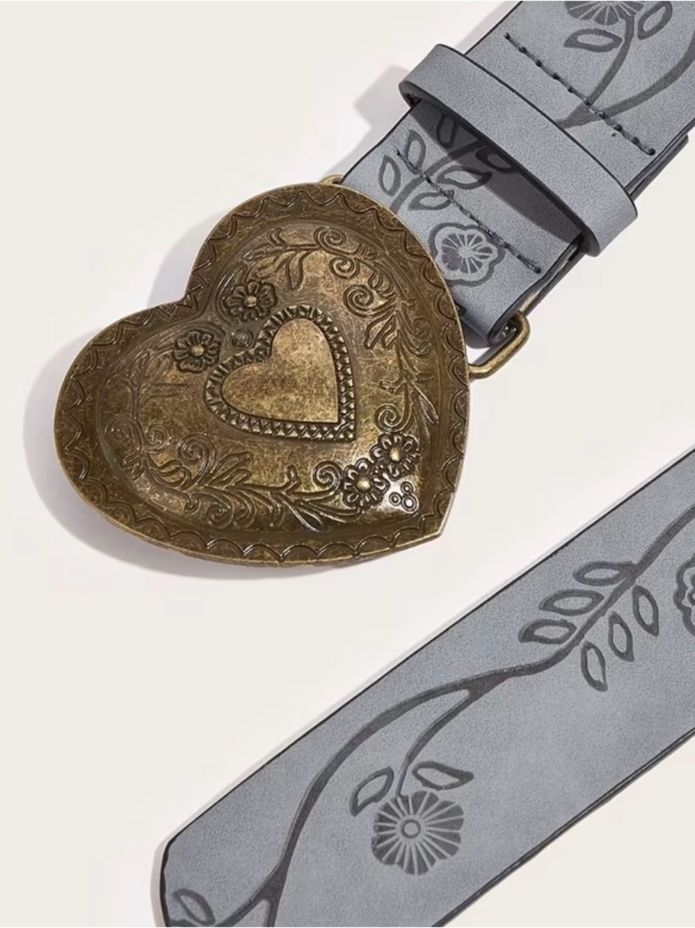 Heart Buckle Embossed Leather Waist Belt in Grey Medium - Picture 7 of 8